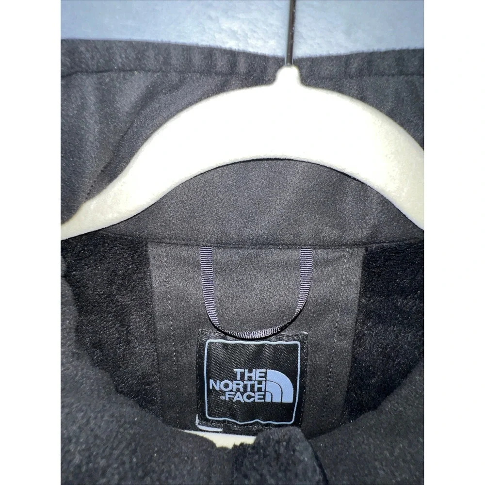 The North Face Jacket Mens M Black Lined Zip Pockets Mock Neck Fleece lining Out